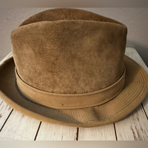 Resistol Byer Rolnick Fedora (7 1/8) Camel Tan Suede Vintage - Picture 3 of 11